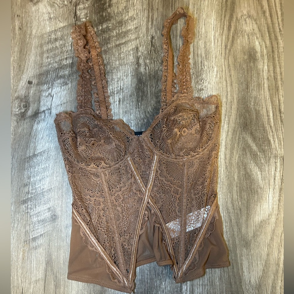 PLT lace corset